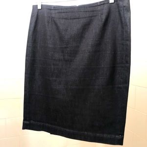 Uniqlo Stretch Denim Pencil Skirt